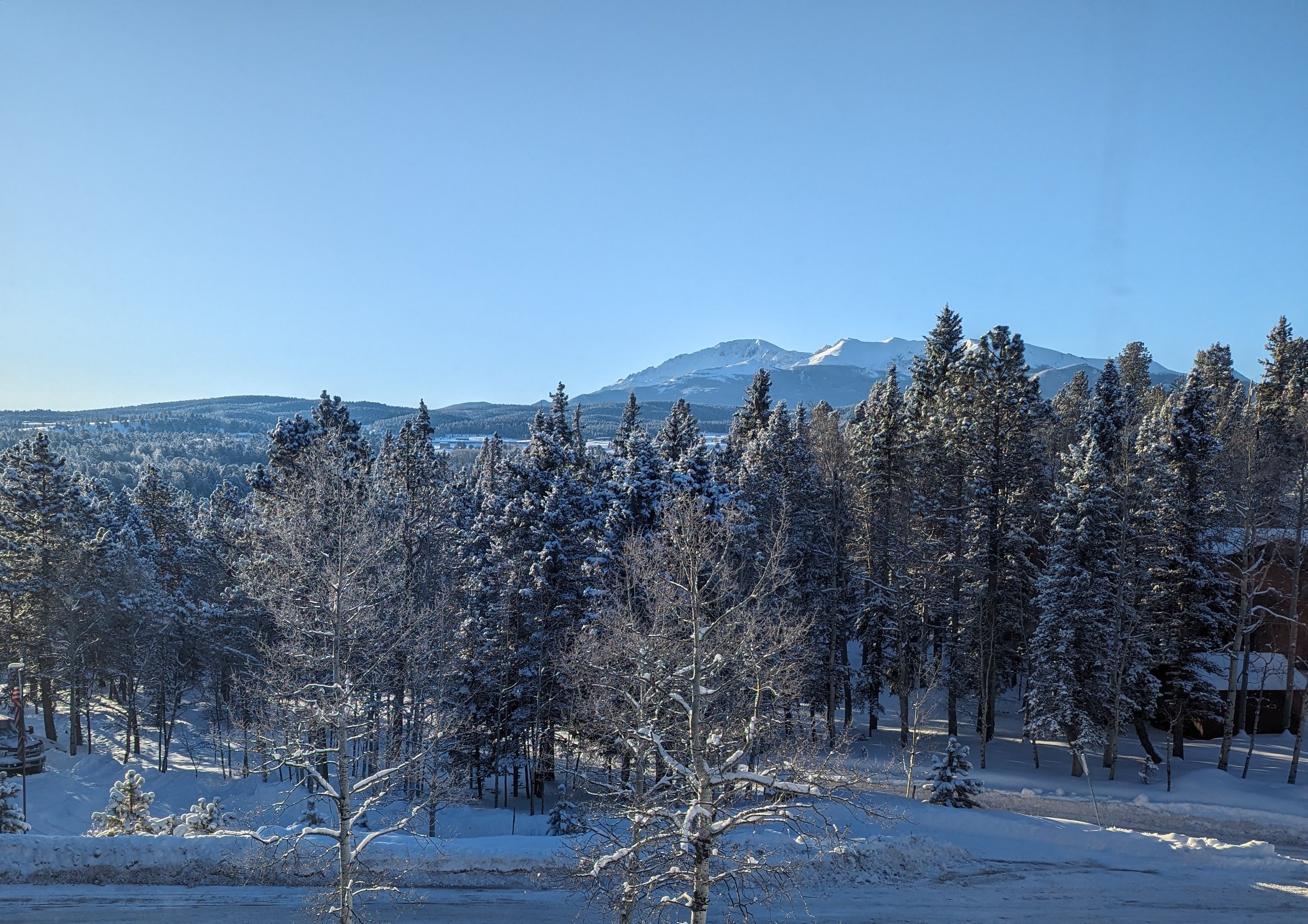 Picture of a snow covered Pikes Peak